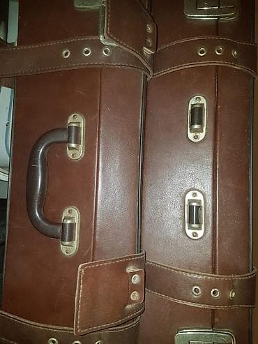 Çantalar: O vaxtin çamadanı .2 eded.balacanin qulpu yoxdur .basqa problemi — 1