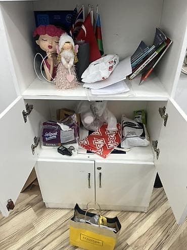 Ağ rəngli ofis rəfi və şkaf kombinəsi - Material: laminat/MDFlam — 1