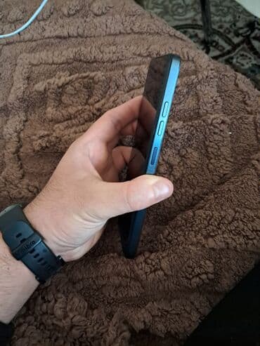 телефон fly f: Tecno Spark Go 2024, 128 ГБ, цвет - Черный, Отпечаток пальца — 3