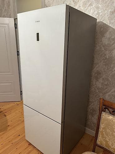 dnepr soyuducu: İşlənmiş 2 qapılı Bosch Soyuducu Satılır, rəng - Ağ, Təkərli — 4