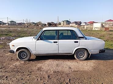 Nəqliyyat: Lada 2107, ağ rəng, sedan kuzov. - 4 qapı, 5 nəfərlik salon - Ön və — 3