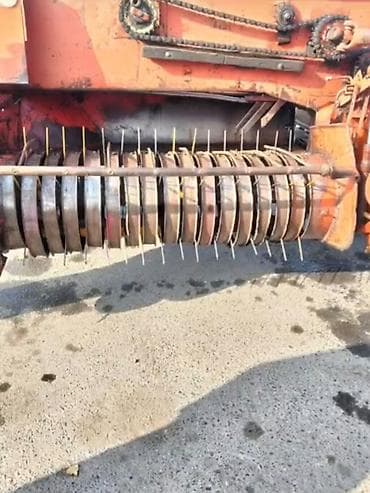 mersedes c 180: Ot-press balya yığan maşın (kiçik balyator) - Tip: Təkərli, hidravlik — 3