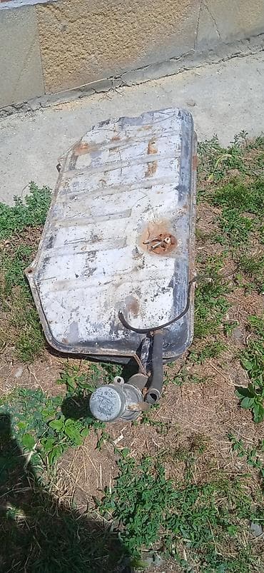 opel vektra b: Avtomobil üçün metal yanacaq çəni - Material: qalın metal (polad) — 1