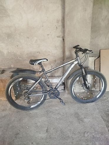 cube velo: Dağ velosipedi – 26” təkər, alüminium gövdə Xüsusiyyətlər: - Çərçivə — 4