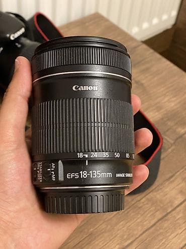 Canon EF-S 18-135mm IS obyektiv - Uyğunluq: Canon EF-S bayonetli — 1
