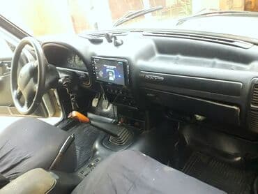 kridit maşınlar: QAZ 3110 Volga: 2.4 l | 2003 il 318000 km Sedan — 9