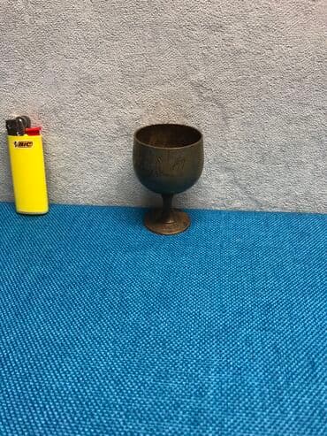 qizil onluq qiymeti 2022: Antik Latun Nelbeki ve murebbe qabi qiymet 1 eded ucun . 3 eded var — 15