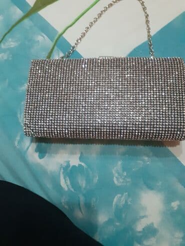 qaşlı çanta: Çantalar — 1