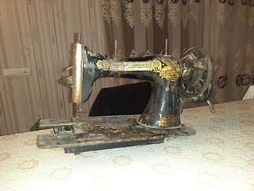 qedim: Antik tikiş maşını – mexaniki, çarxlı model - Korpus: Döküm metal — 2