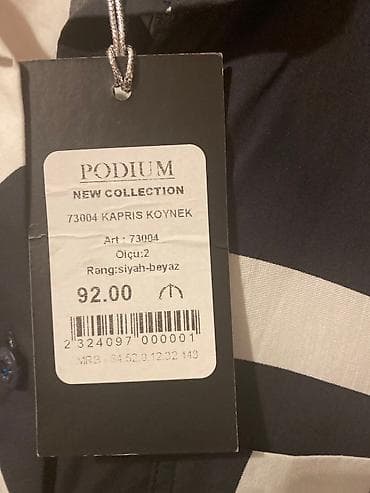 ag donlar: Təzədi hec geyinilməyib 92 manata alınıb sadəcə mənə böyük oldu deyə — 2