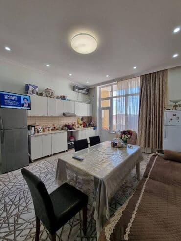 gencede 3 otaqli evlerin qiymeti: 3 otaqlı, Yeni tikili, m. Qara Qarayev, 85 kv. m — 5