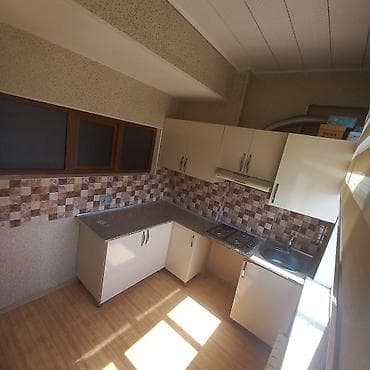 studio menziller: Obyekt: çoxmərtəbəli yaşayış binasında kommersiya/yaşayış üçün uyğun — 6