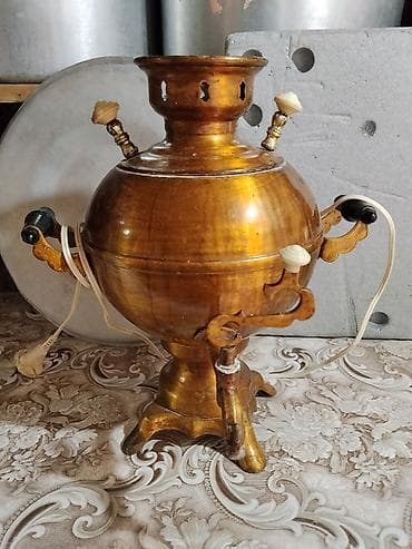 Mis qazanı (samovar) – elektrikli, bədən materialı: mis/rəngli metal lalafo.az -da Mis qazanı (samovar) – elektrikli, bədən materialı: mis/rəngli metal
