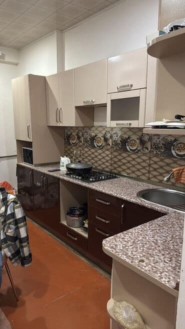 Mətbəx mebeli 500 azn Yaxşı vəziyyətdədir Üzerinde moyka qaz