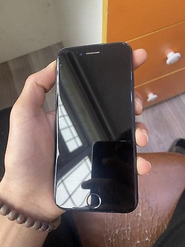 iphone telfonlar: IPhone SE 2020, 128 GB, Qara, Face ID — 6