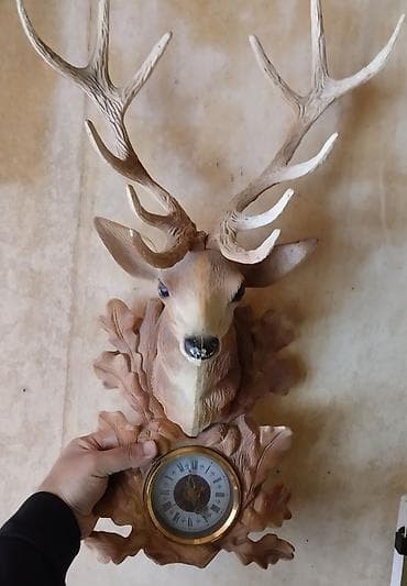 Dekorativ ev aksesuarları və suvenirlər dəsti - Divar saatı – maral