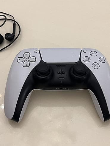 купить playstation 5 в баку: İçi dolu oyun 150,200 mliq oyun var 2pult ile real alicliar narahat — 5