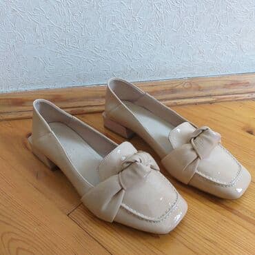 Tuflilər, Ölçü: 38, rəng - Bej, Yeni