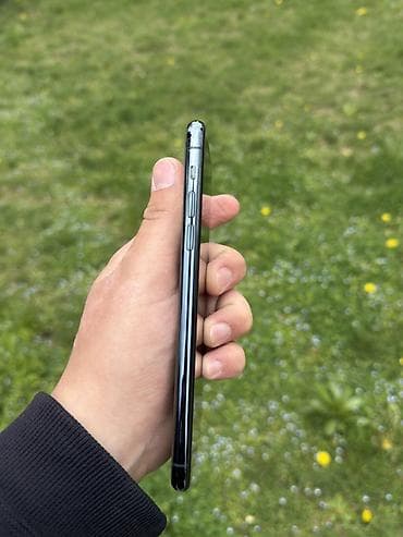 apple iphone 11: IPhone 11 Pro, Matte Midnight Green, Face ID — 2