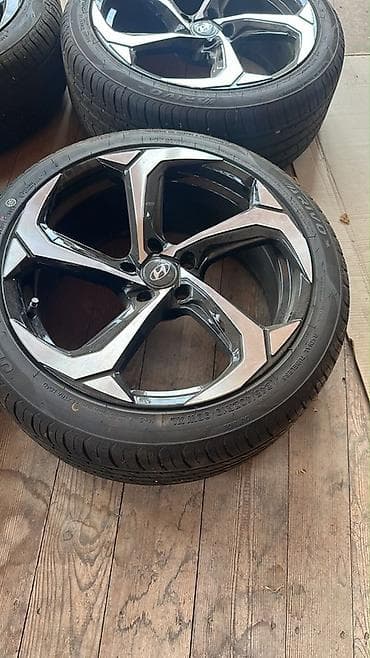 teker diskiler: Hyundai orijinal yüngül lehimli disklər və şinlər komplekti - Markalı — 1