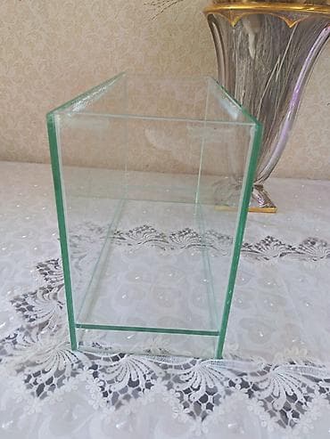 Şüşə akvarium en - 16sm uzun - 40sm hündür - 25sm - Material: şəffaf — 5