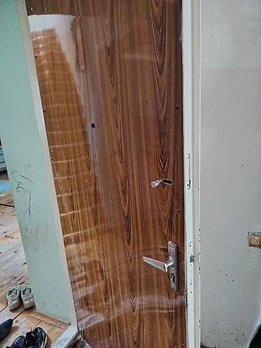 sef qapi: Metall qapı satılır - Material: polad/məmulat, hər iki üzü ağac — 2