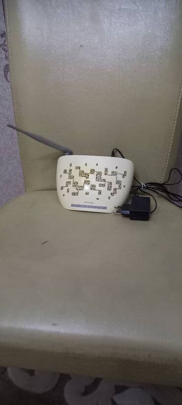 telefon xetti olmadan wifi: Modem -TP - LINK - WI -FI - Çox əla vəiyyətdədir. İşlək — 4