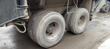 3 kameralı videoregistrator: Kranlı yük maşını – ZIL şassi üzərində quraşdırılmış sarı oxlu — 6