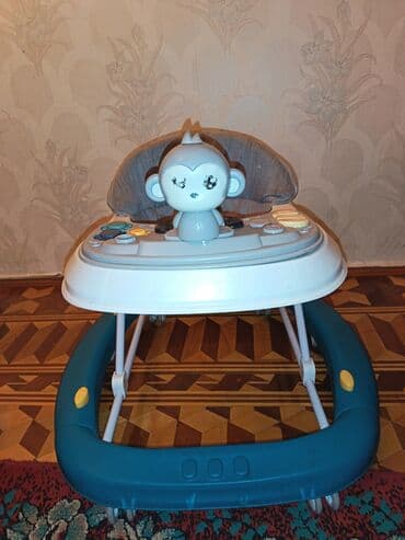 i̇nteraktiv oyuncaq itlər: Uşaq gəzdirəni / yürütec - Rənglər: ağ, boz və tünd firuzəyi çərçivə — 1