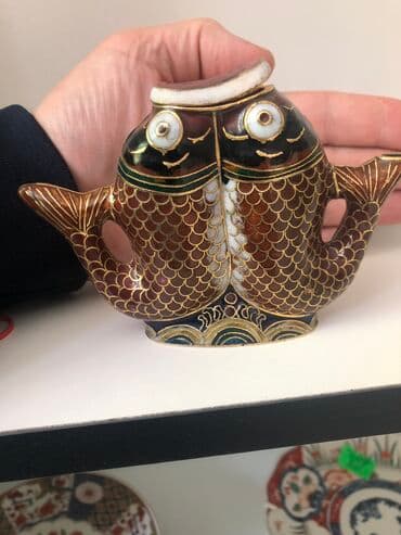 kohnə pullar: Китайская династия, латунь, перегородчатая эмаль, 9 см x 13 см — 2