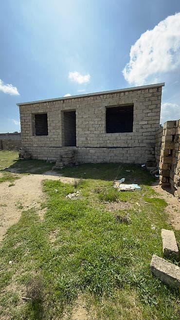 zorge parki ev satilir: 107 kv. m, 3 otaqlı, Kommunal xətlər qoşulmayıb — 4