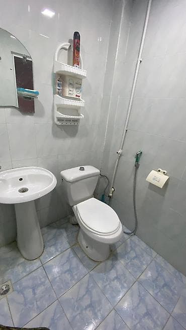 Menzil parka yaxın, metro ve dayanacağa yaxındır. İnternet televizor