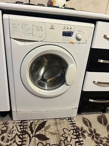 indezit: Paltaryuyan maşın Indesit, 6 kq, İşlənmiş, Avtomat, Qurutmasız — 1
