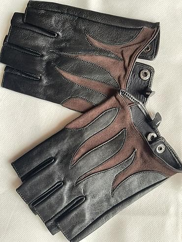 Мототранспорт: Barmaq ucları açıq dəridən əlcək - Material: yumşaq qara dəri və — 2