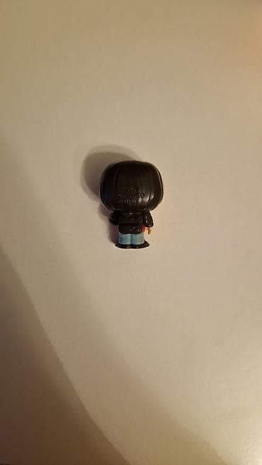 Fiqur, Plastik, rəng - Qara