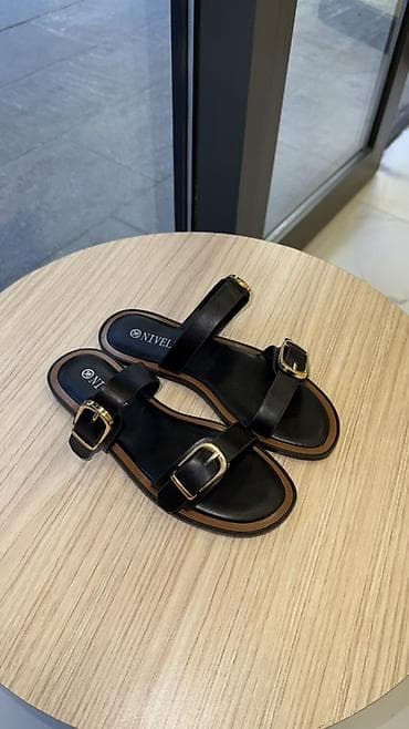 Basanoşka və səndəllər: Qadın üçün zərif yay sandaleti - Model: İki zolaqlı slip-on sandal - — 3