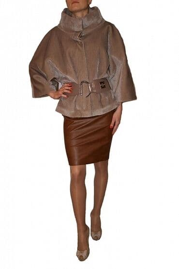 ремонт шуб: Lasagrada firmasinin shubasi . Əla vəziyyətdə. Çox gözəl oturur — 6