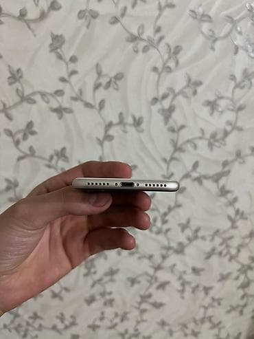 apple se 4: IPhone SE 2022, Ağ, Barmaq izi — 6