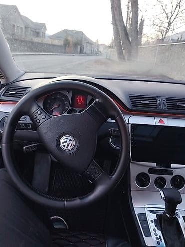 masin sat: Volkswagen Passat: 2 l | 2007 il Sedan — 2