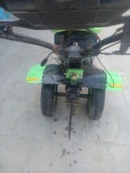 dt 75 traktör satışı: Tatra T-1350 modeli, yaşıl və qara rənglərdə olan güclü — 4