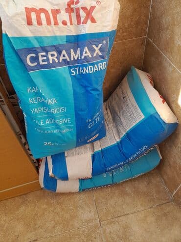 işlənmiş kafel metlax: Müxtəlif naxışlı, boz tonlarda olan bu keramik plitələr döşəmə və ya — 3