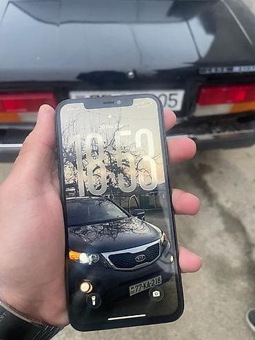 canon 5d mark iv: IPhone 11 Pro, Space Gray, Qırıq — 5