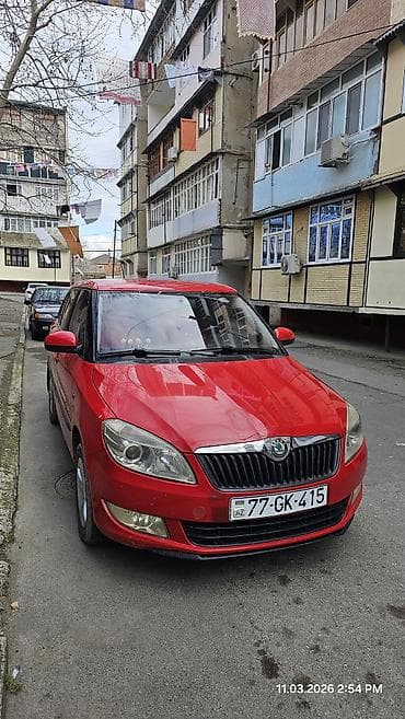 Skoda Fabia: 1.6 l | 2011 il 114000 km Universal