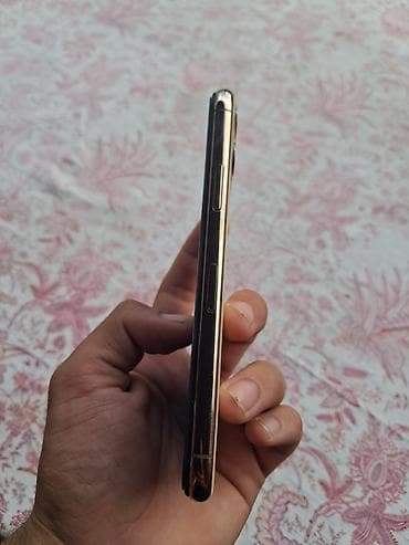 apple iphone 15 pro: IPhone 11 Pro, Qızılı, Face ID — 3