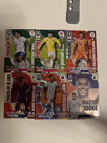 kohnə pullar: Panini Adrenalyn XL power up kartları, dənəsi 2 manat — 1