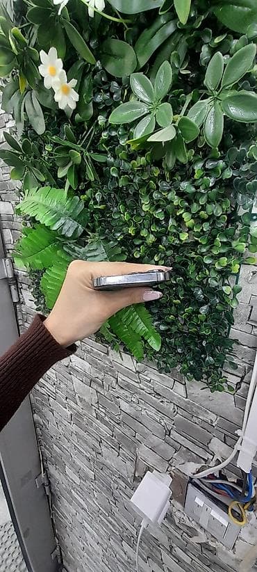 iphone en ucuz: IPhone 13 Pro, 128 GB, Qara, Face ID — 5