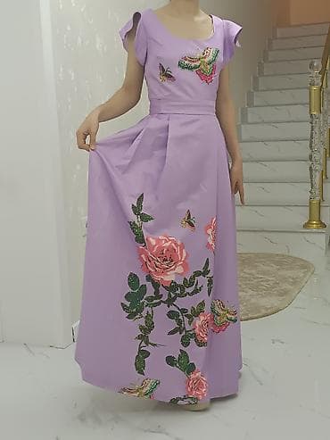 qiz ucun botlar: Bənövşəyi rəngdə uzun ziyafət donu 2 dəfə geyilib .100 AZN-ə alınıb.35 — 3