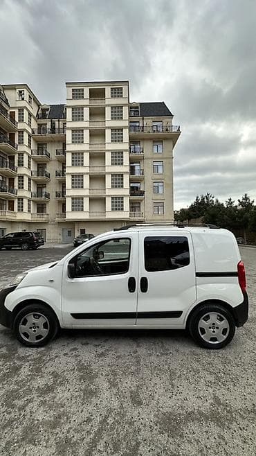 avto qaz kredit: Fiat Fiorino: 1.4 l | 2018 il 95000 km Van body type — 4