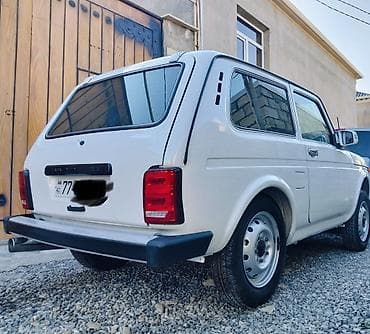 vaz 2107 kreditle satisi: VAZ (LADA) 4x4 Niva: 1.7 l | 2012 il 578000 km Ofrouder/SUV — 3