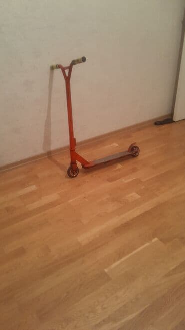 motosiklet debilqesi: 14yaş skuterı – şəhər gəzintiləri və həyət üçün. Xüsusiyyətlər: - — 1